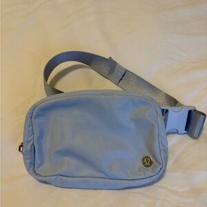 Lululemon Windmill Light Blue Everywhere 1 L Belt Bag